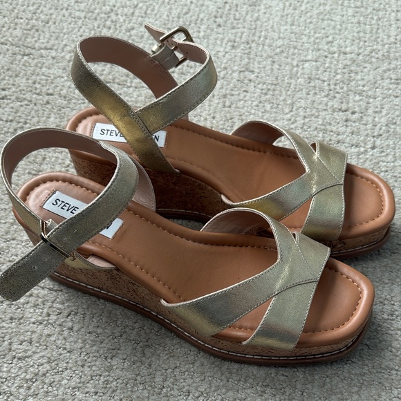 Steve Madden Metallic Gold Wedge Sandals - Picture 1 of 7